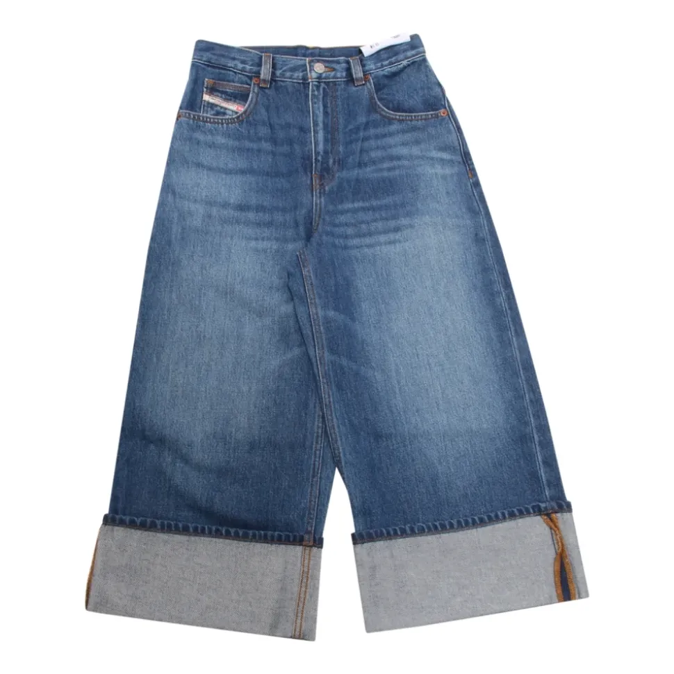 5837AQ Jeans
