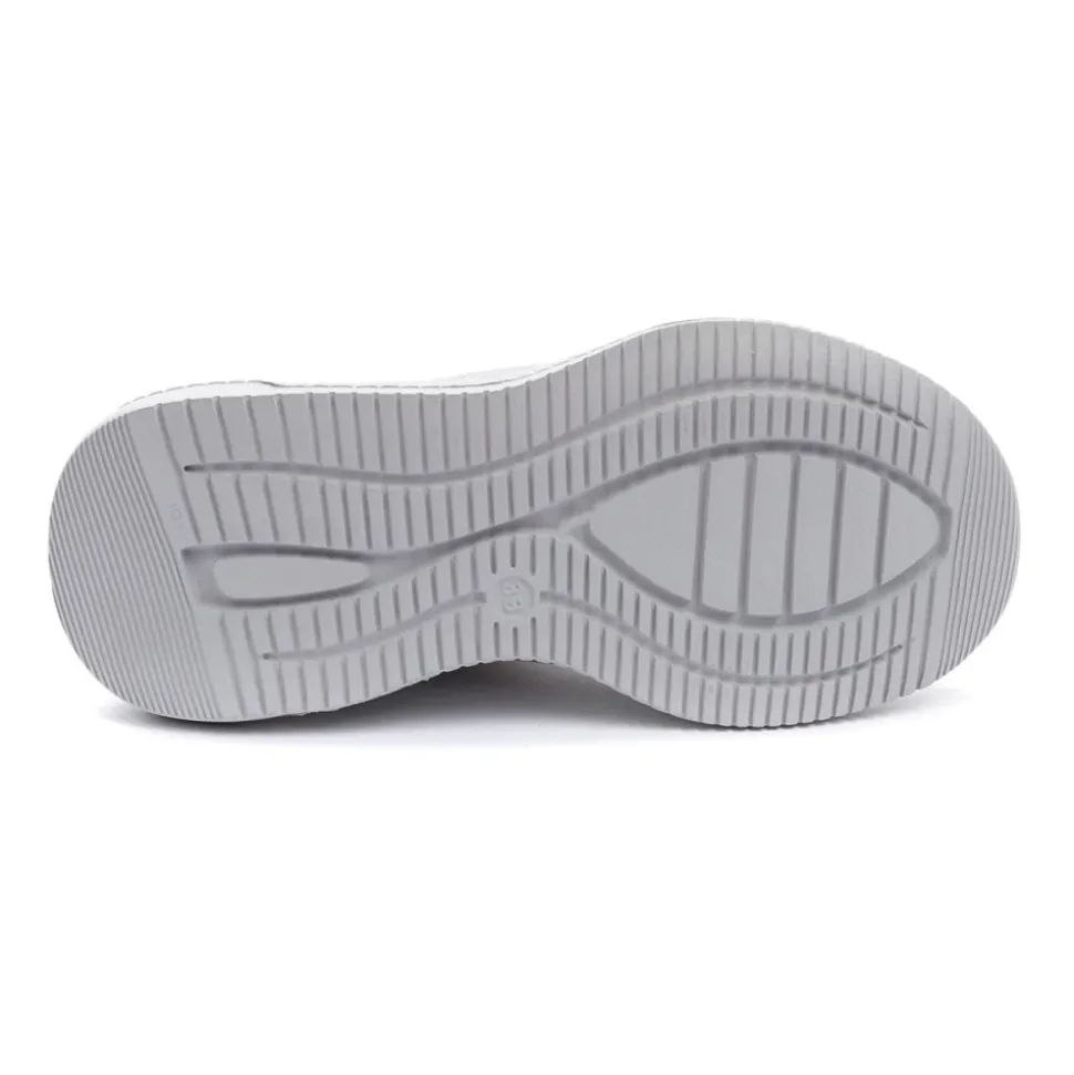 Casual Closed Sneakers