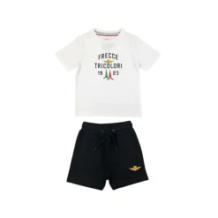 Completo t-shirt e bermuda