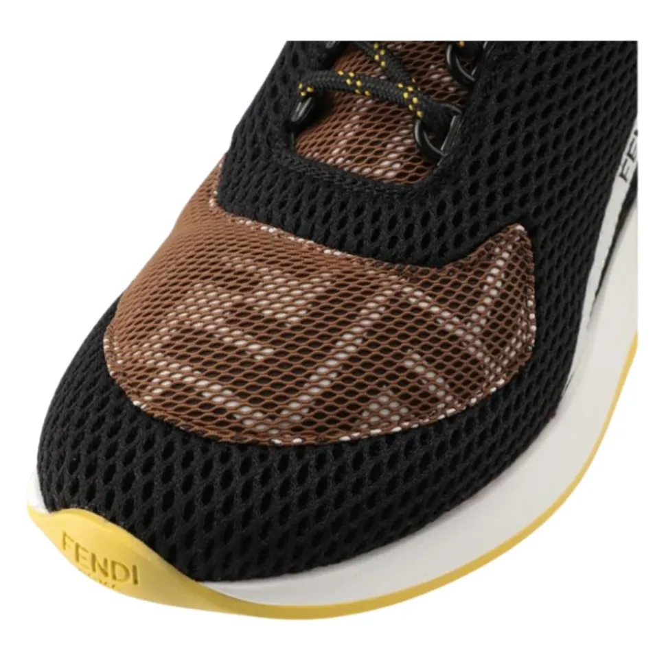 Elastic Mesh Sneakers
