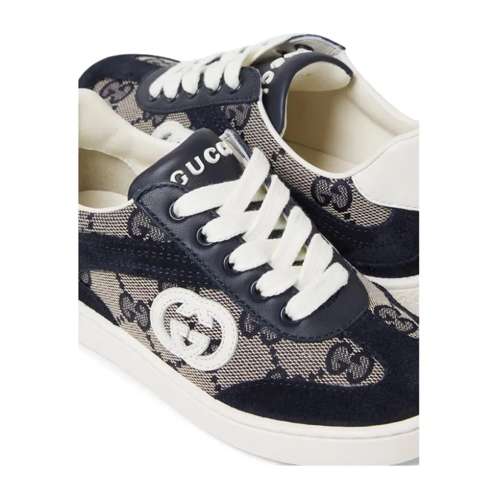 G74 Sneaker