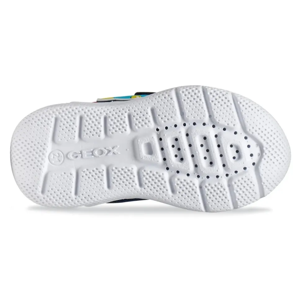 Guttenes motesneakers