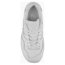 550 Hvite Sneakers