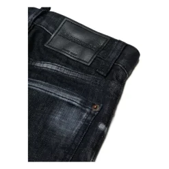 Jeans med slitt effekt