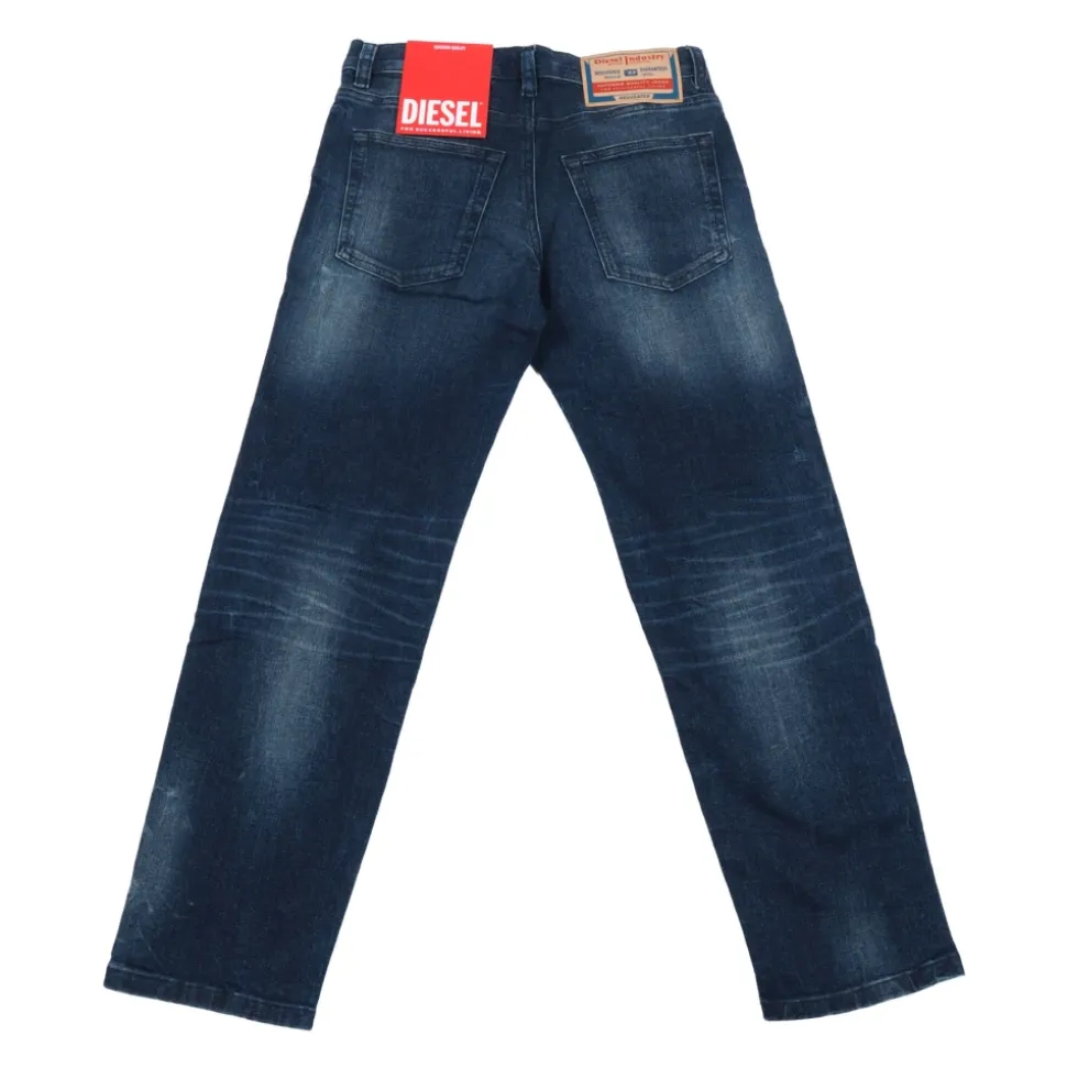 2010-J Straight Jeans