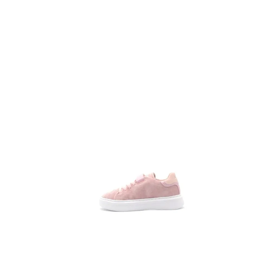 Low Top Sneakers