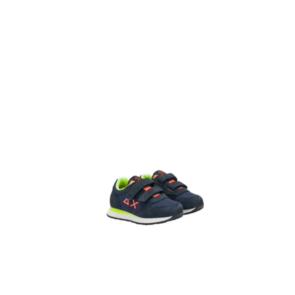 Low Top Sneakers