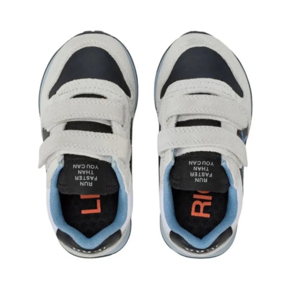 Low Top Sneakers