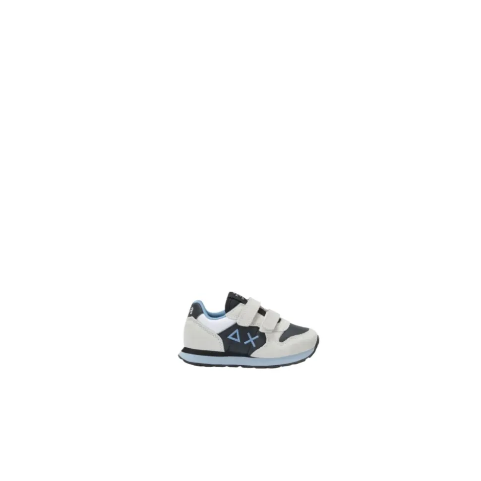 Low Top Sneakers