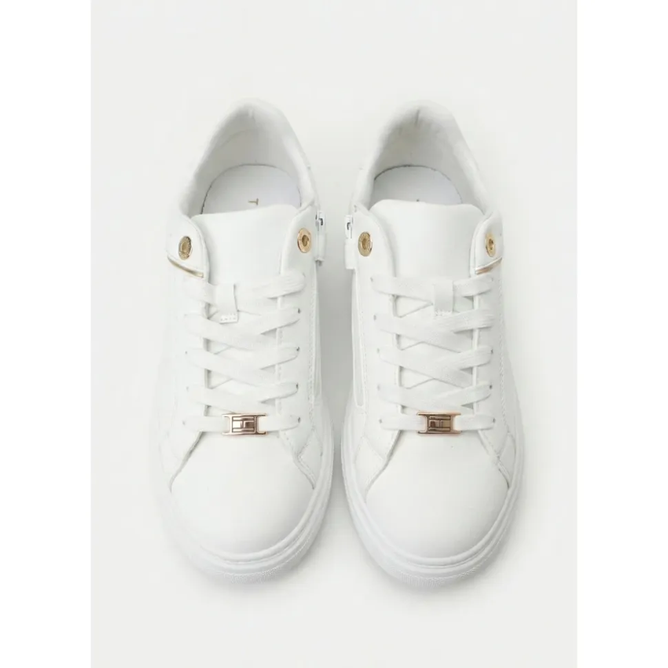 Low-top Sneakers