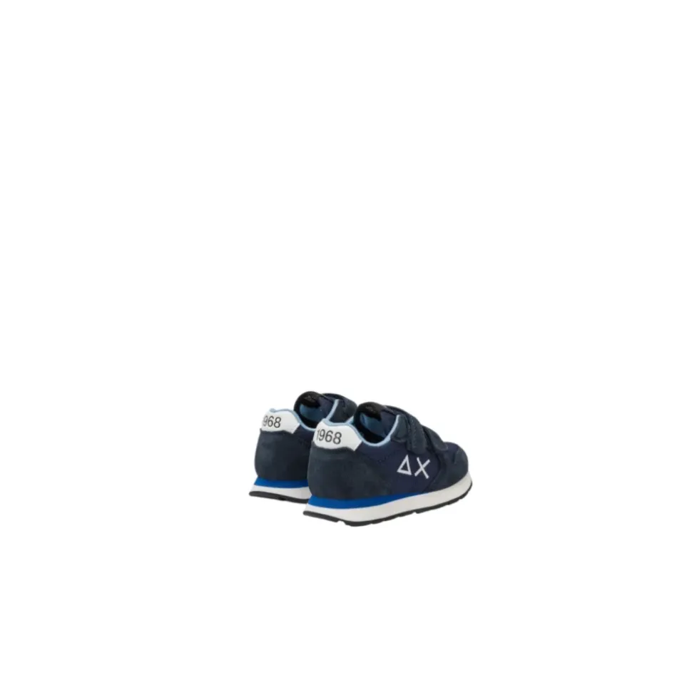 Low Top Sneakers
