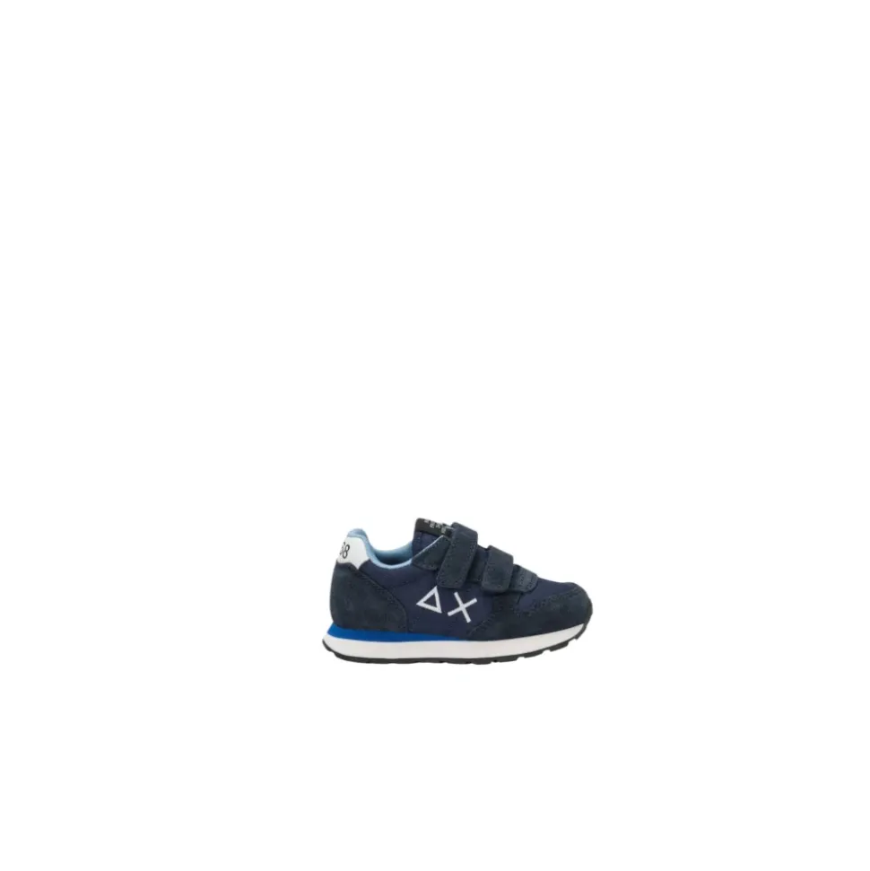 Low Top Sneakers