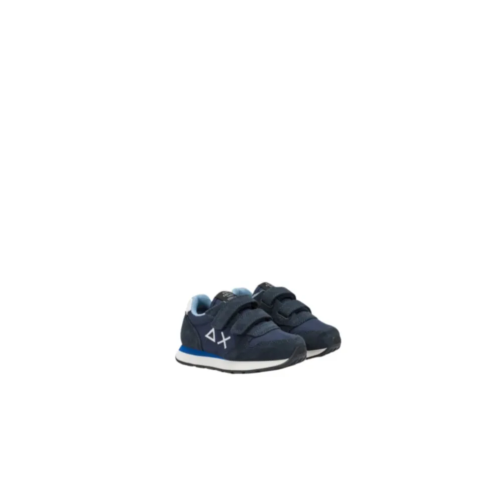 Low Top Sneakers