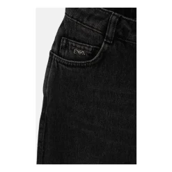 Oval Leg Jeans