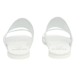 Sandaler i skinn