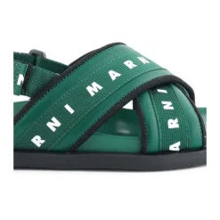 Sandaler med kontrastlogo