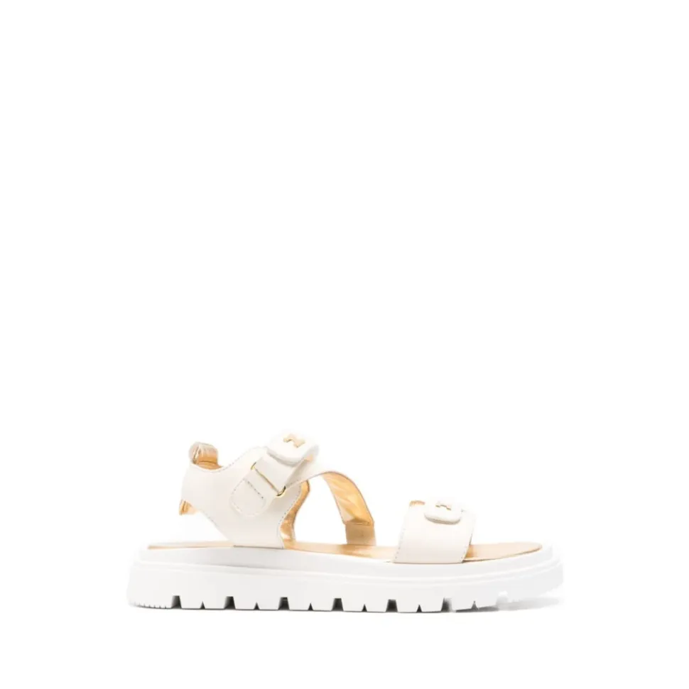 Sandaler med skinnrem