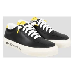 Skinn Sneakers