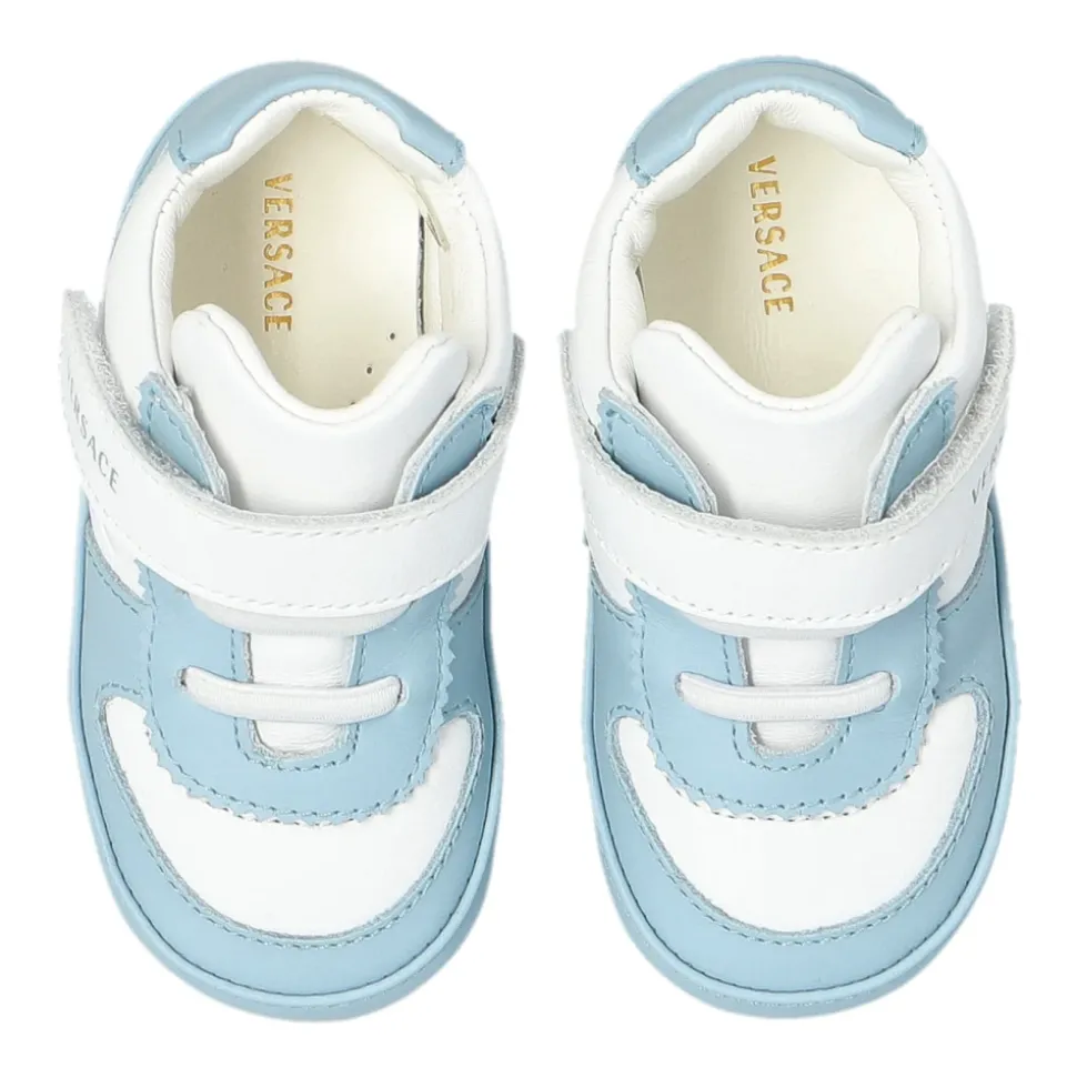 Skinn Sneakers