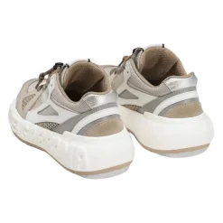 Sko i nylon og mesh