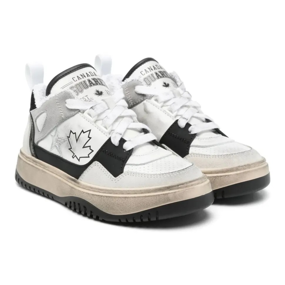 Sko, lave sneakers med snøring