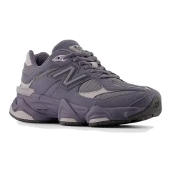 9060 Sneakers