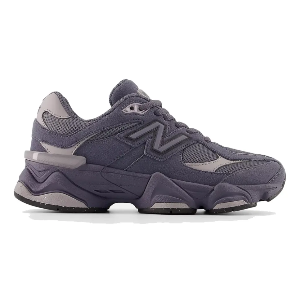 9060 Sneakers