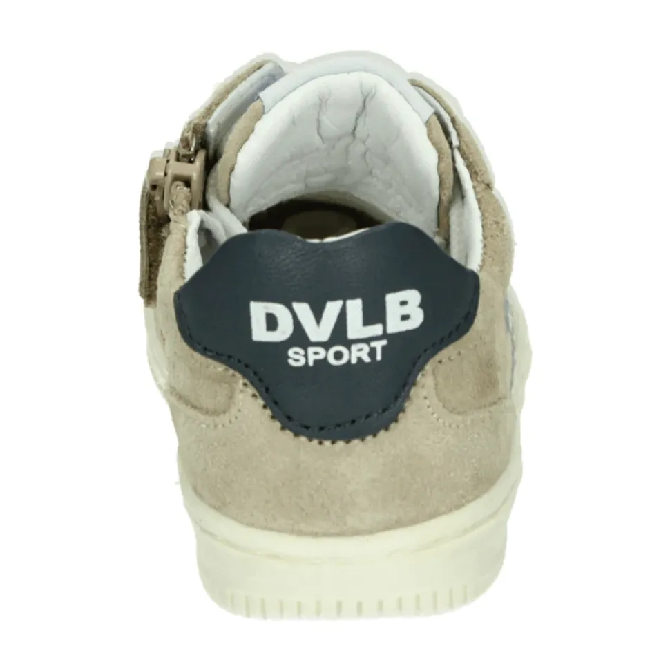 44427 Sneakers