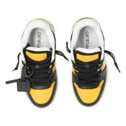 Sneakers Utenfor Kontoret
