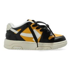 Sneakers Utenfor Kontoret