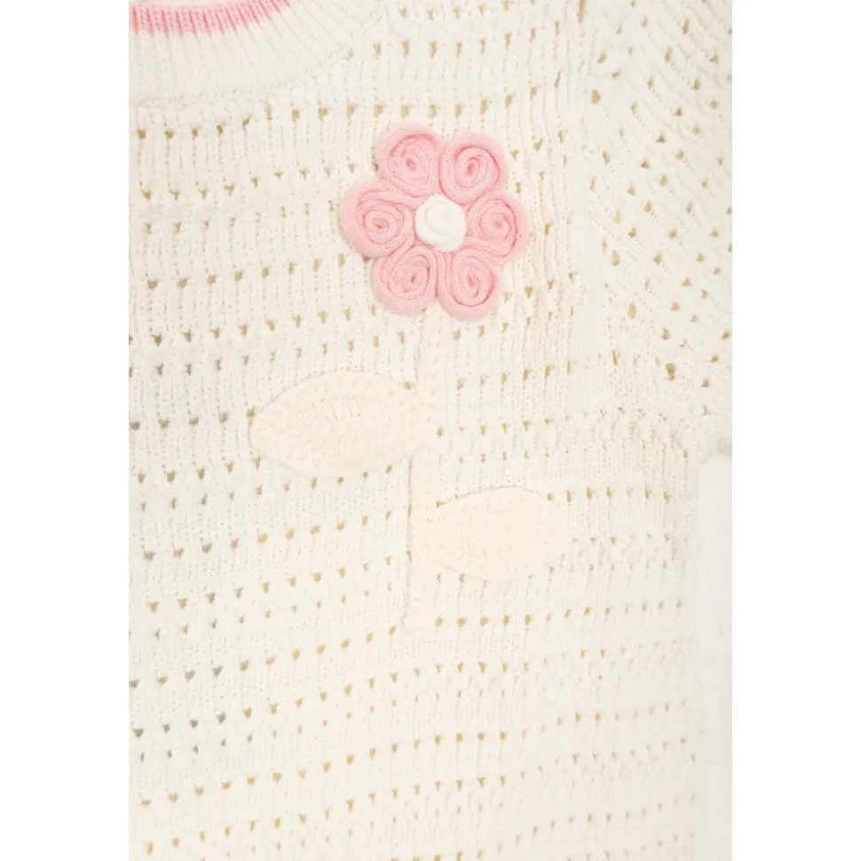 Strikket kjole med blomstermotiv
