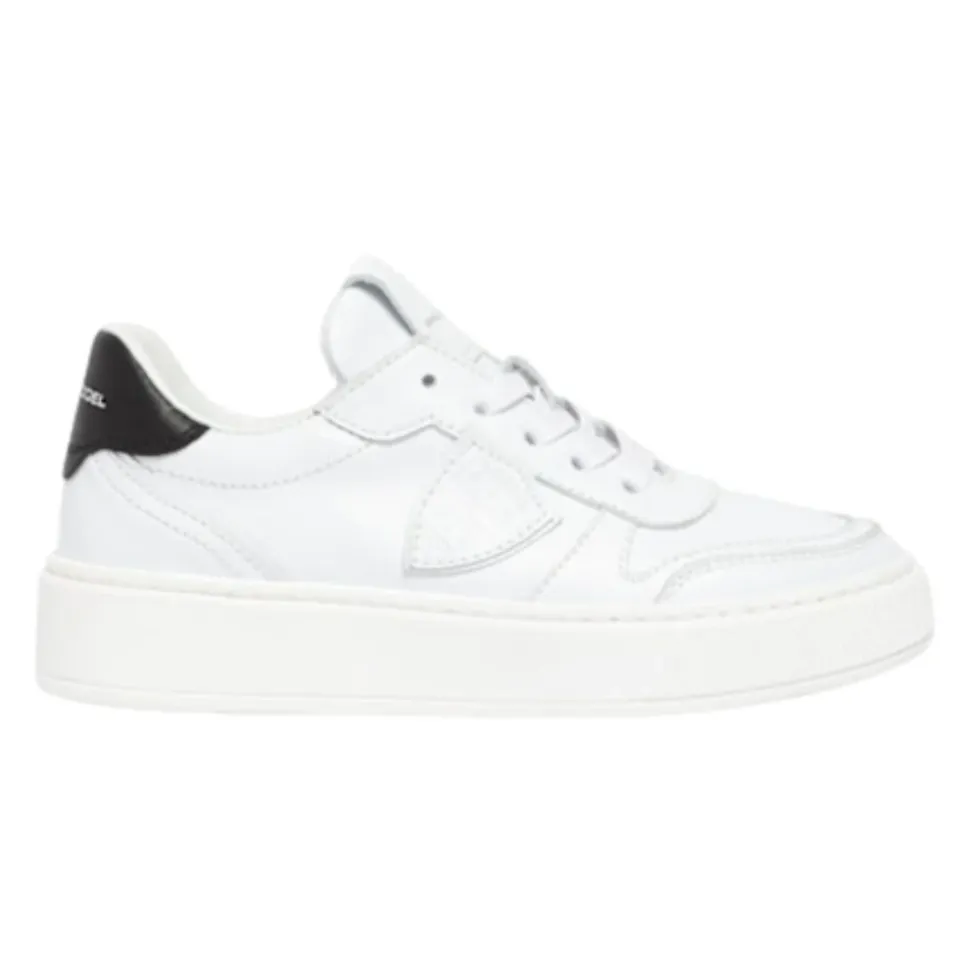 Temple Sneaker