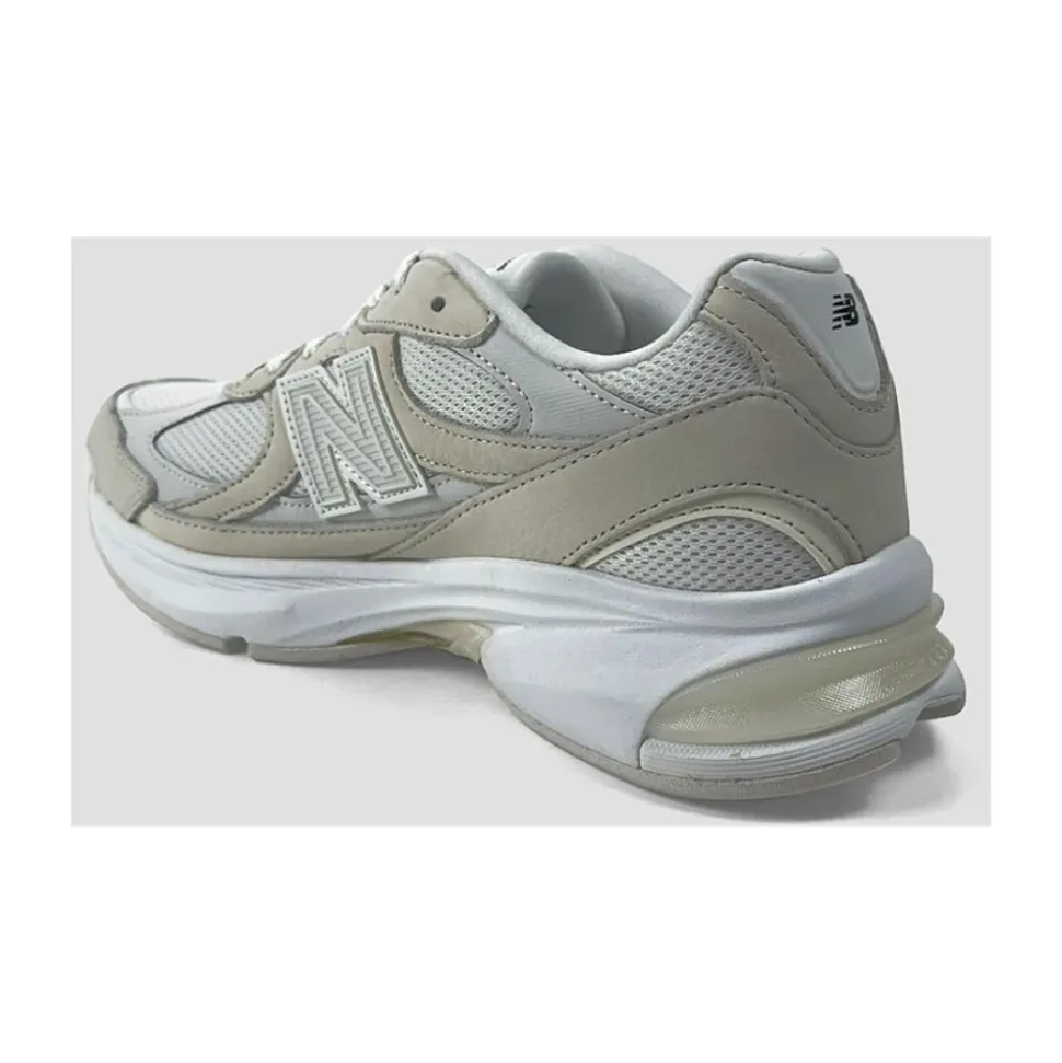 2010V Sneakers