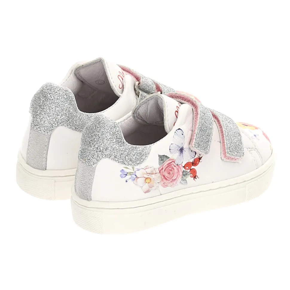 Winnie the Pooh Print Sneakers